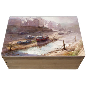 15603 David Bell Red Boat at Staithes kistje, 15x10cm flyer-gifts.nl