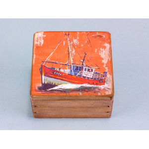 Kistje met Vissersboot 9cm per 6 verpakt