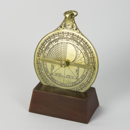 Astrolabium instrument H:18cm