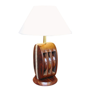 Lamp op houten blok 220 V  H: 40cm